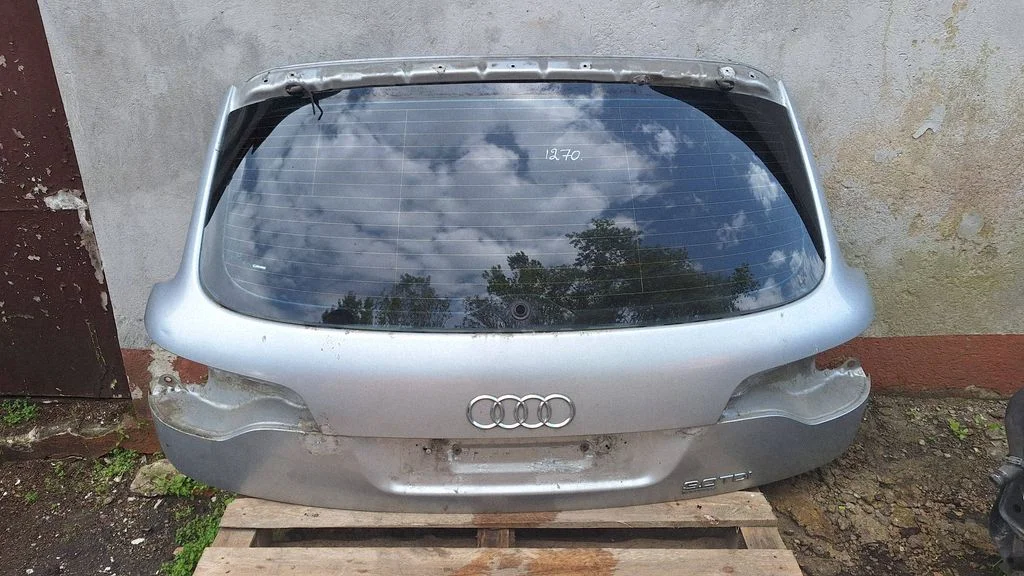 Rear windscreen/windshield window – Audi Q7 4L (2005-2015)
