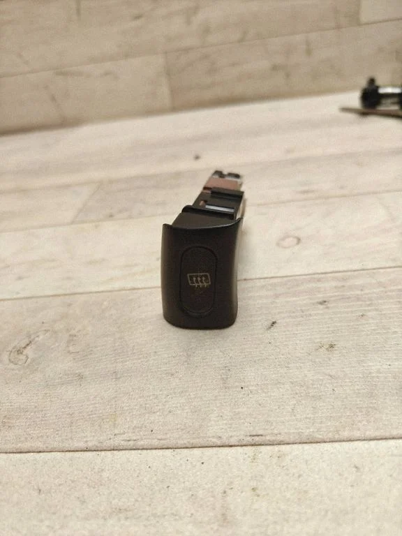 Windscreen/window heater switch