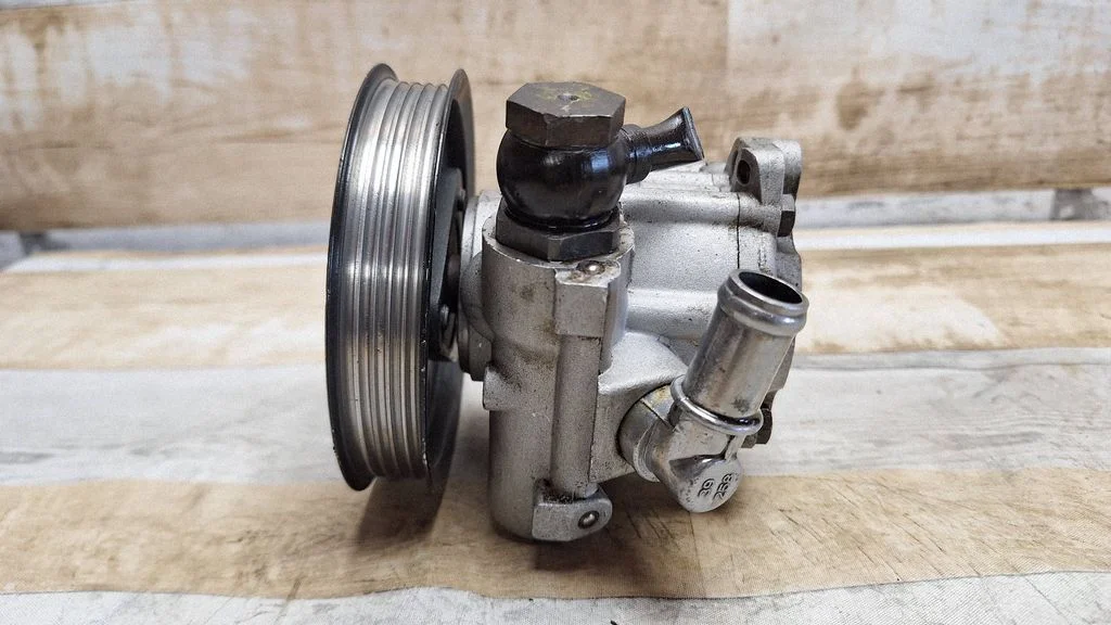 Power steering pump pulley – Audi A6 Allroad C5 (1999-2005)