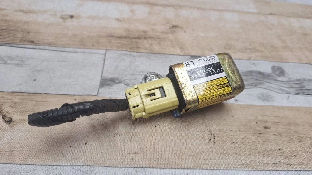 Airbag deployment crash/impact sensor 8983013010