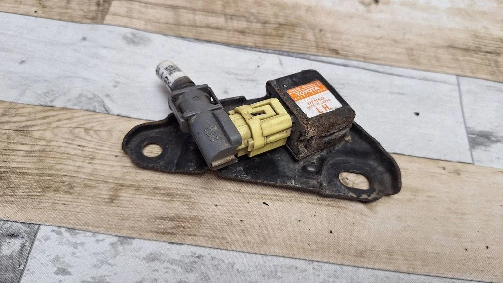 Airbag deployment crash/impact sensor 8917447040