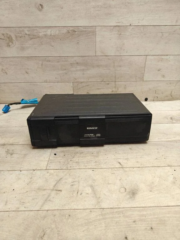 CD/DVD changer 8200207100
