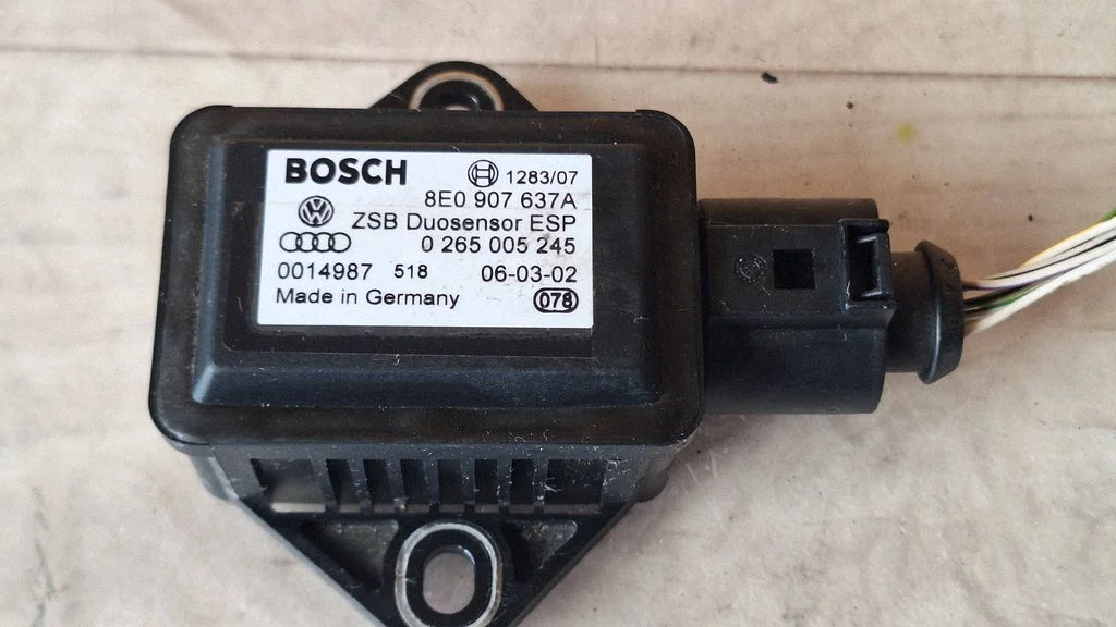 ESP acceleration yaw rate sensor 8E0907637A
