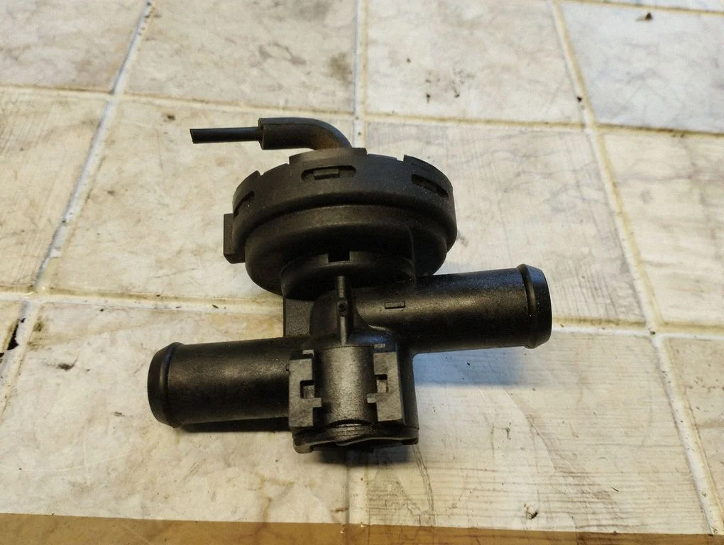 Coolant heater control valve 90566947