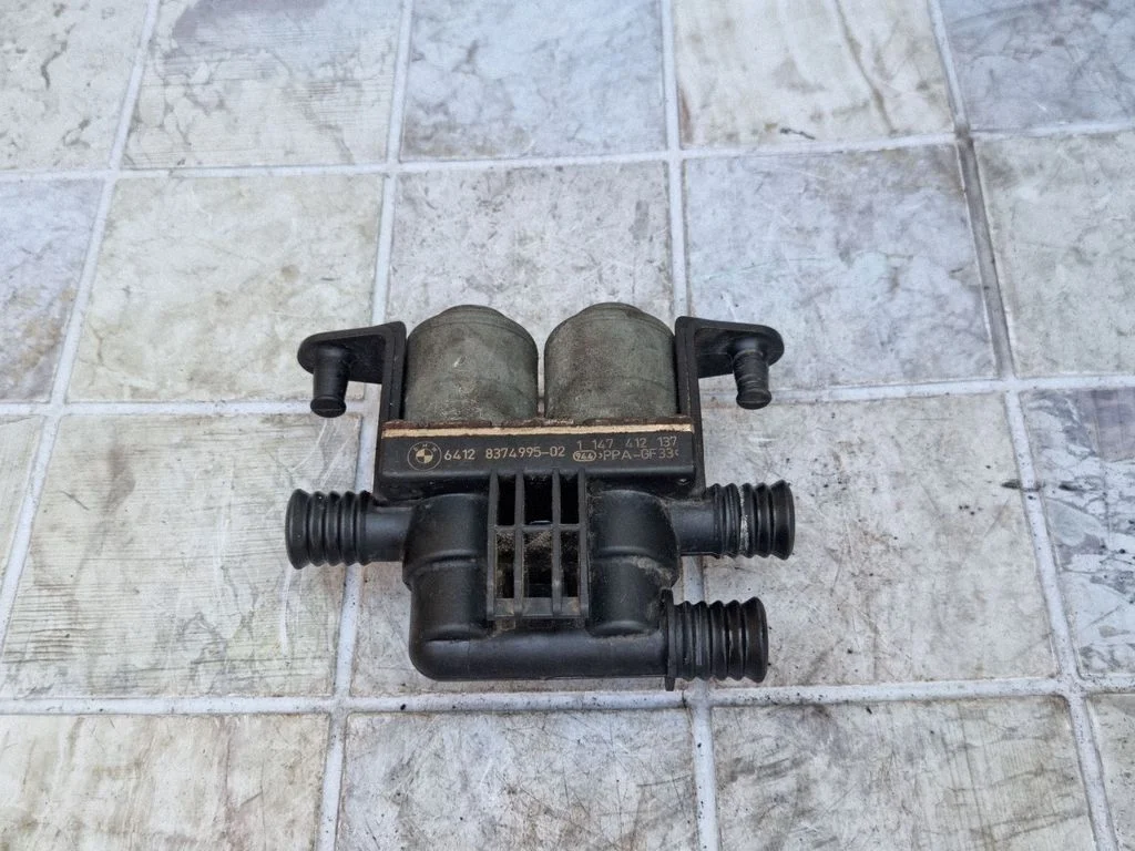 Coolant heater control valve – BMW 5 Series E39 (1996-2003)