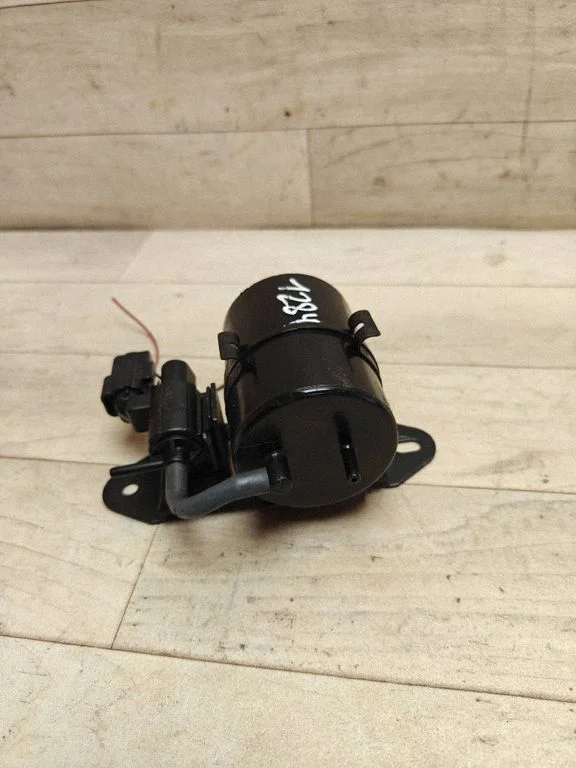 Vacuum air tank