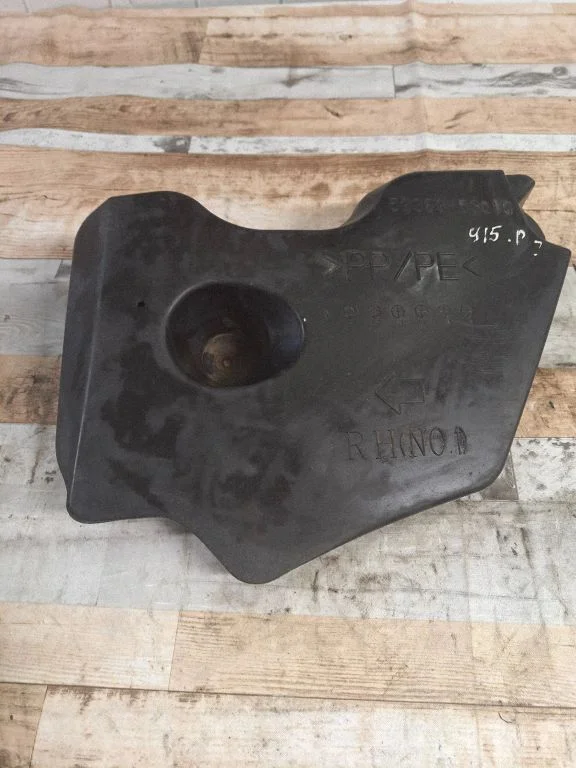 Rear underbody cover/under tray 5238353010