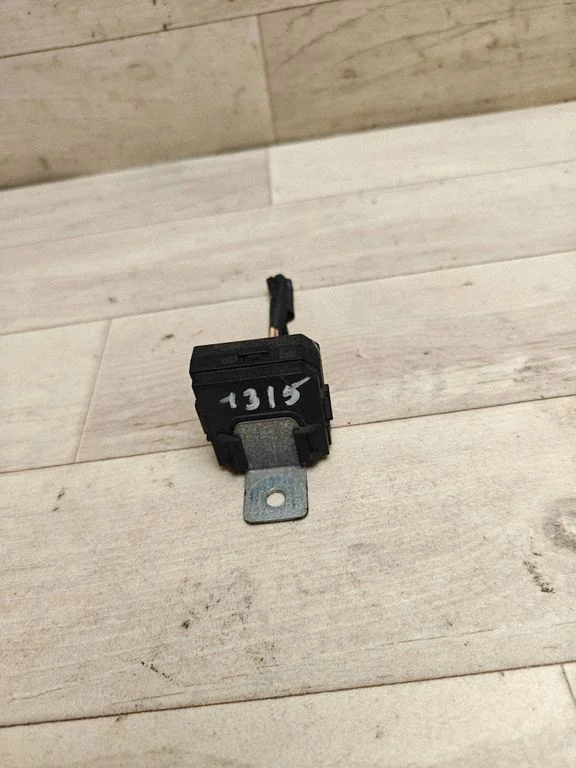 Immobilaiseri juhtplokk 954201H700