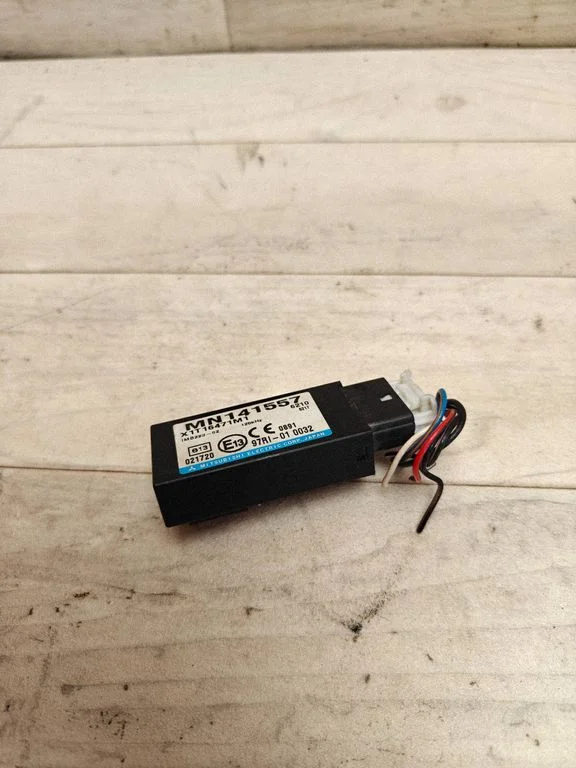 Immobilizer control unit/module MN141557