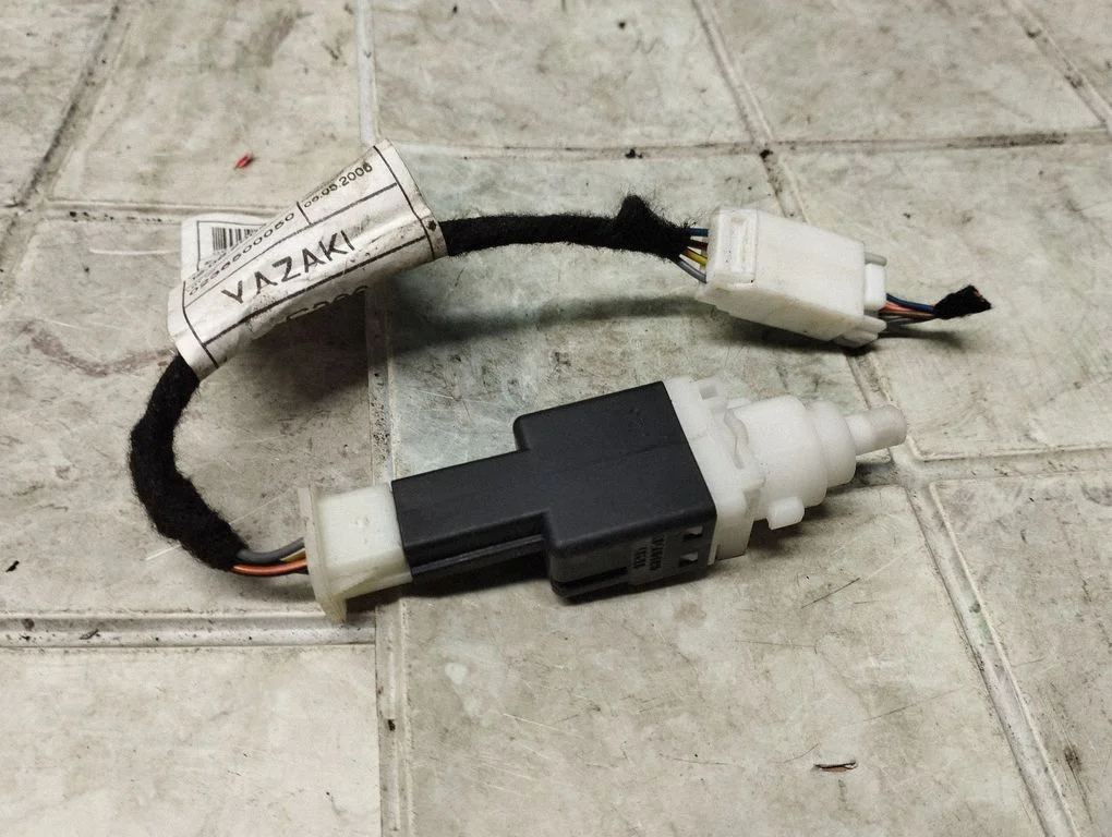 Siduripedaali andur – Fiat Croma (2006-2016)