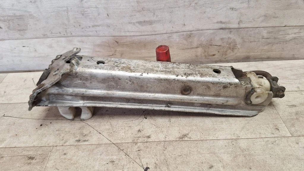 Lift Jack – Audi A4 S4 B6 8E 8H (2001-2005)