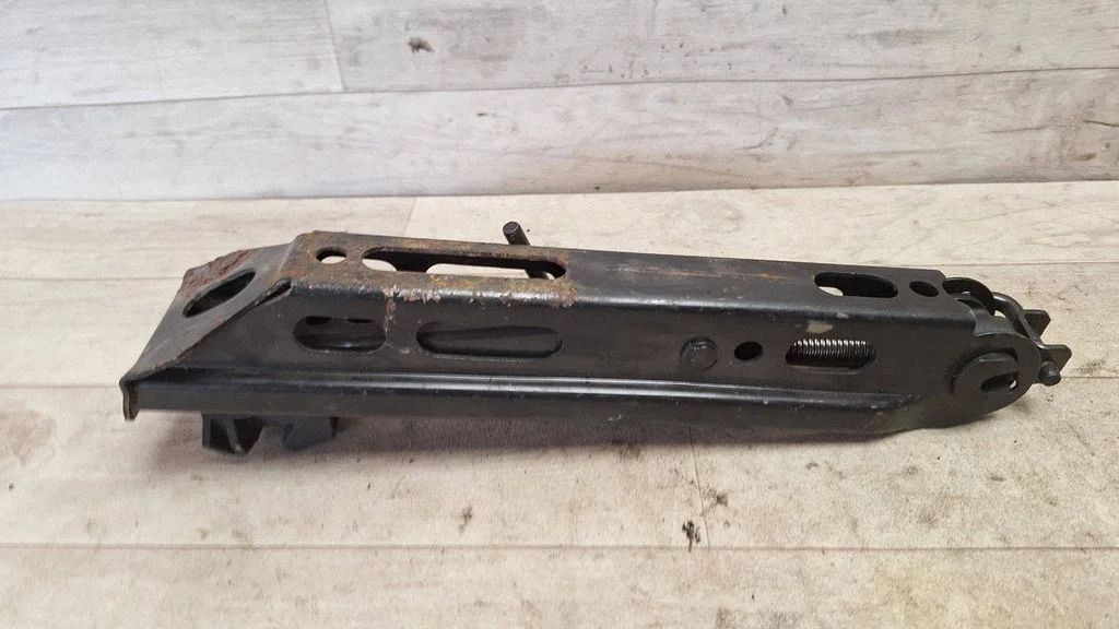 Lift Jack – Opel Astra F (1992-1998)