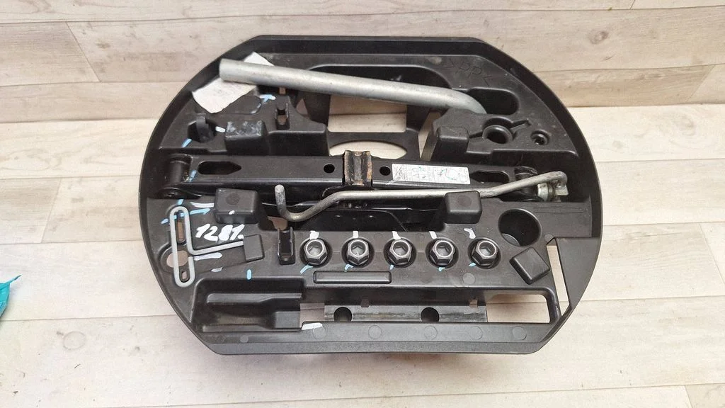Tool set 995040007R