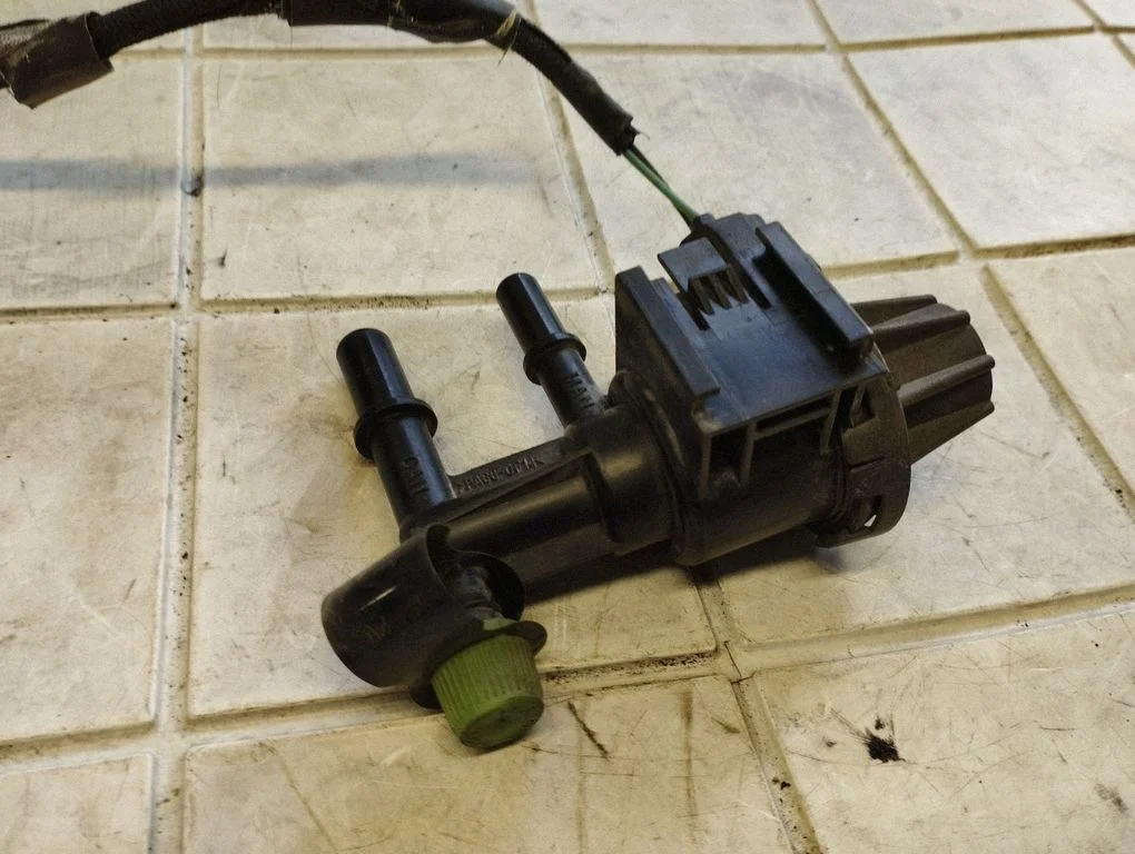 Electromagnetic valve – Ford Focus C-MAX (2003-2010)