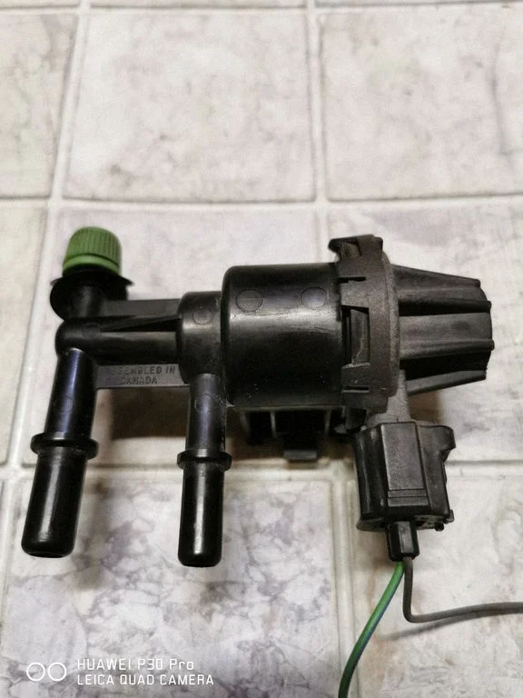 Electromagnetic valve – Ford Focus C-MAX (2003-2010)