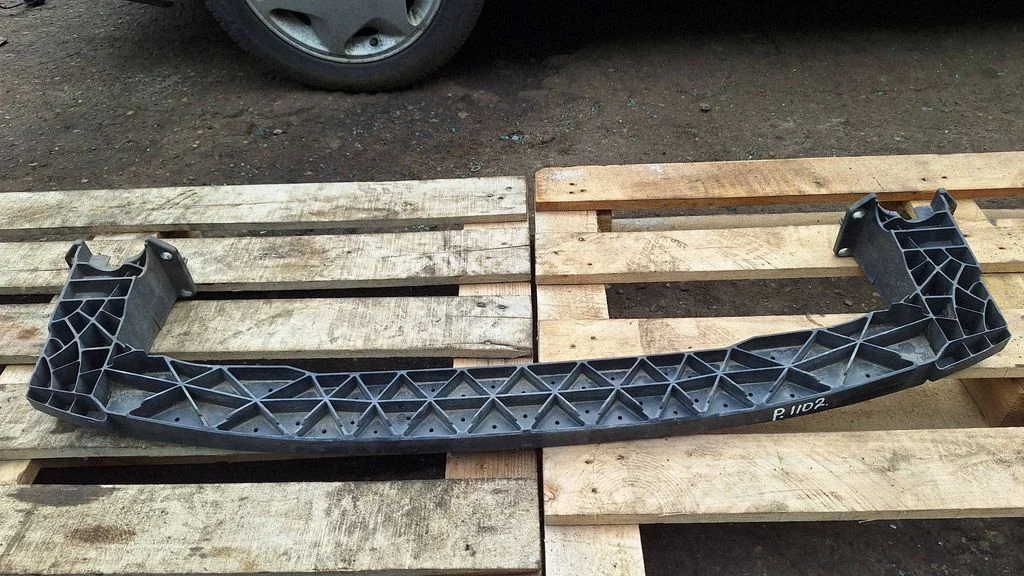 Front bumper support beam