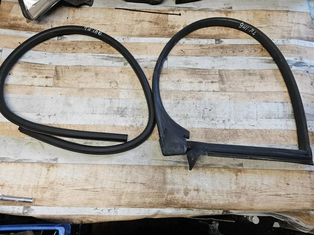 Rubber seal front coupe door – Audi A5 Sportback 8TA (2009-2016)