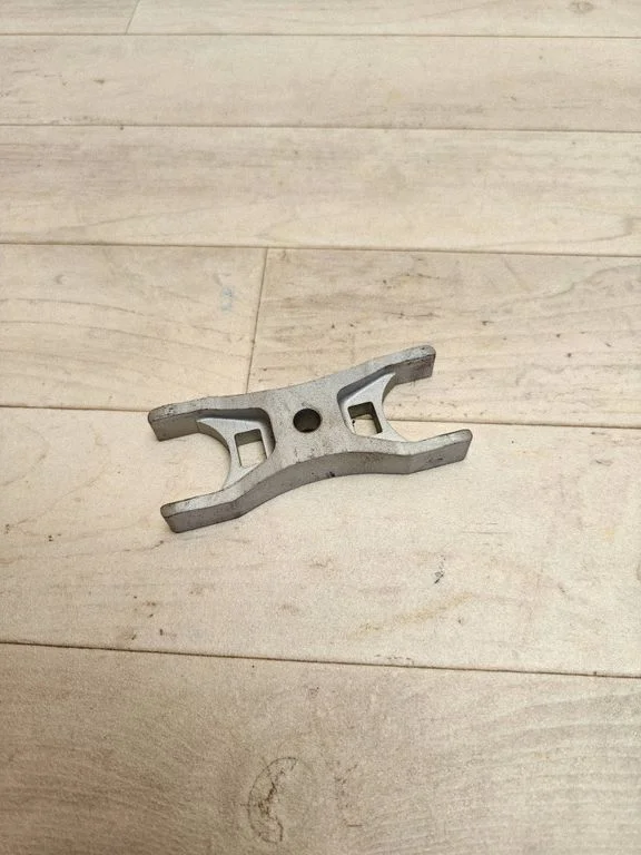Fuel Injector clamp holder