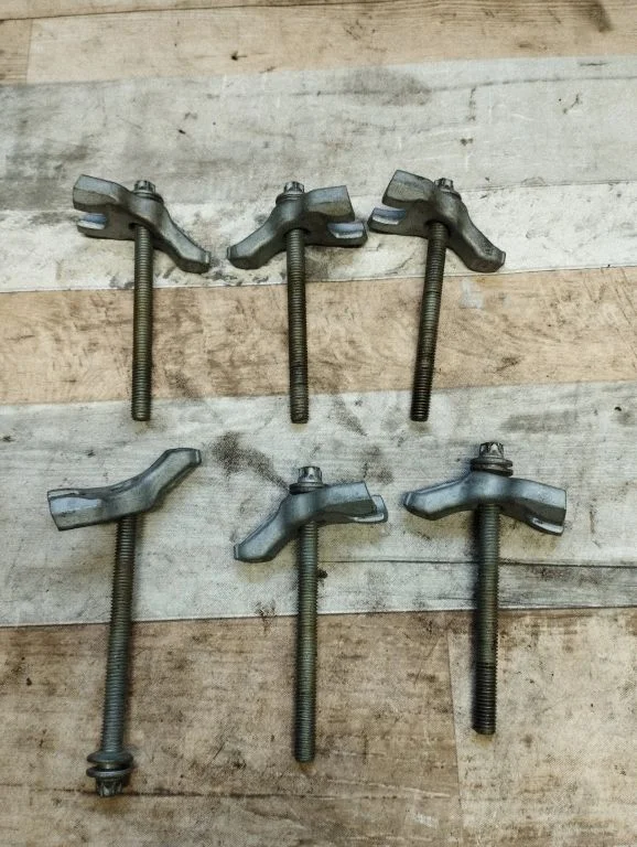 Fuel Injector clamp holder