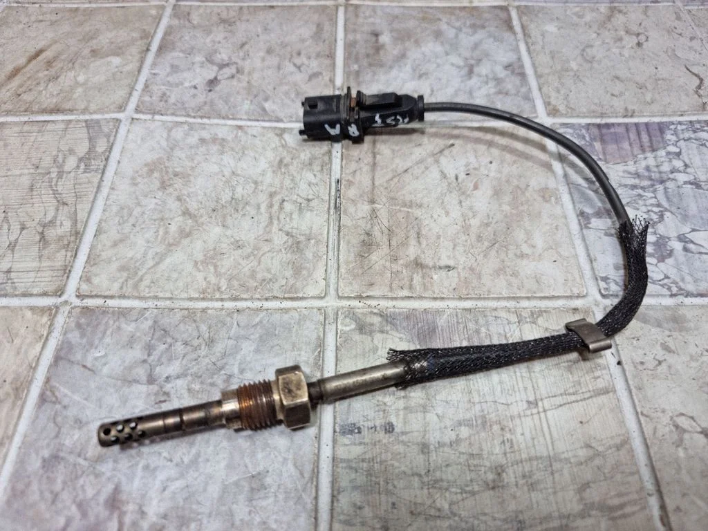 Exhaust gas temperature sensor – Opel Astra H (2004-2012)