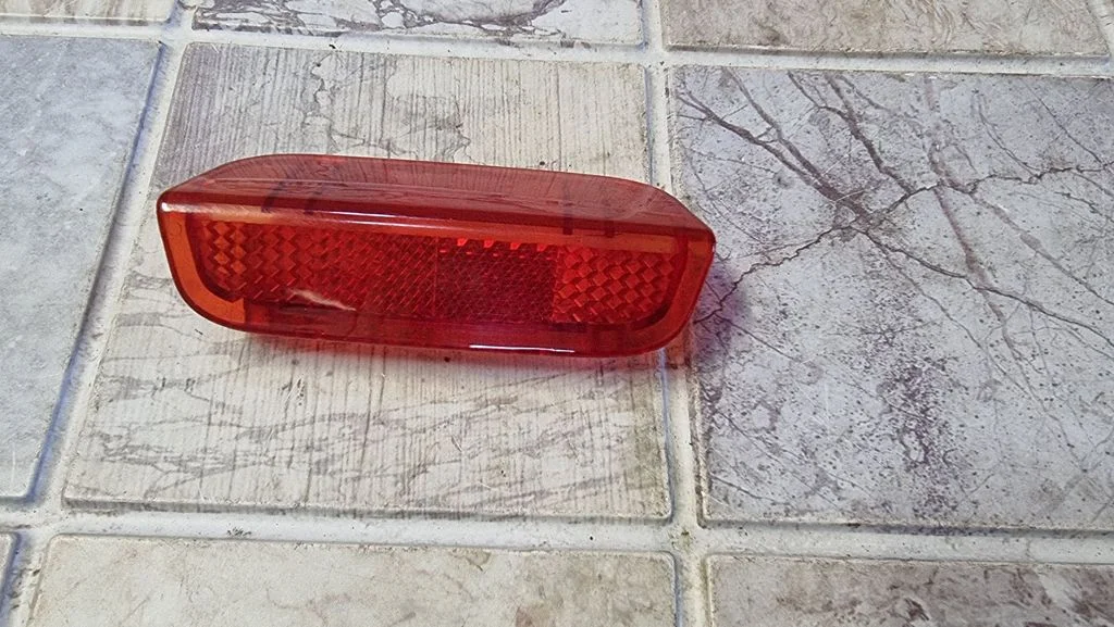 Esiukse valgustustuli (sees) – Volkswagen Passat B6 (2005-2010)