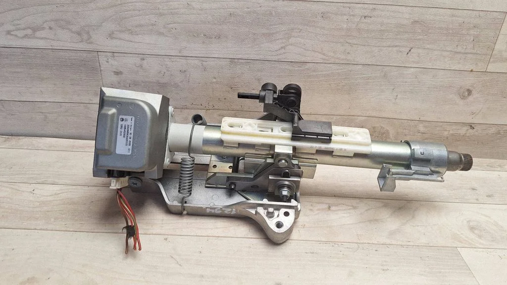 Steering wheel axle set A1694603216