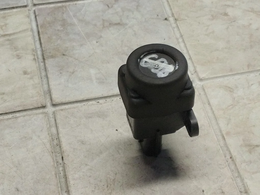 Fuel cut-off switch – Honda CR-V (2002-2006)