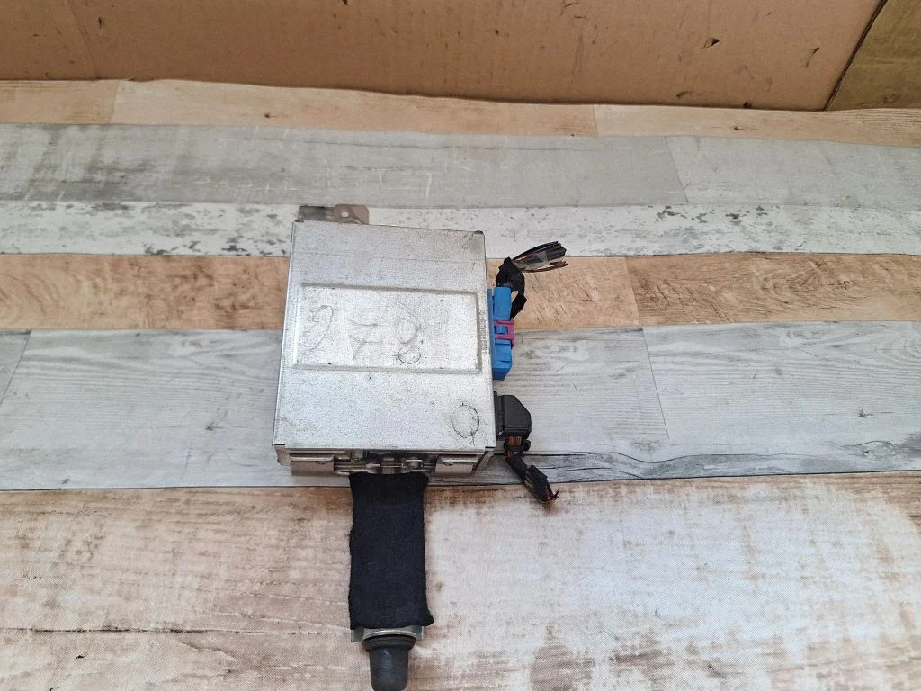 GPS navigation control unit/module – Audi A3 S3 8L (1996-2003)