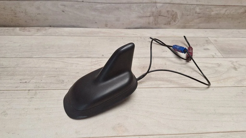 Aerial GPS antenna – Volkswagen Passat CC (2008-2016)