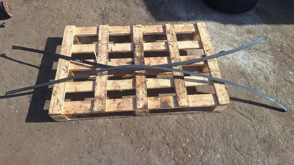 Roof trim bar molding cover