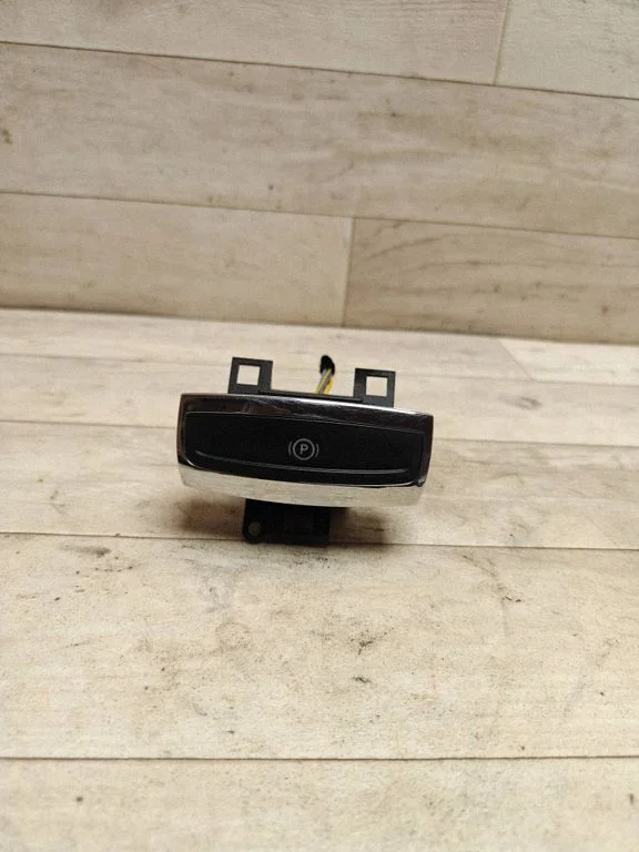 Hand parking brake switch 96617671ZD
