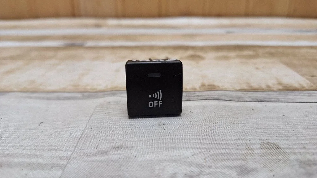 Parking (PDC) sensor switch – Citroen C4 I (2004-2010)