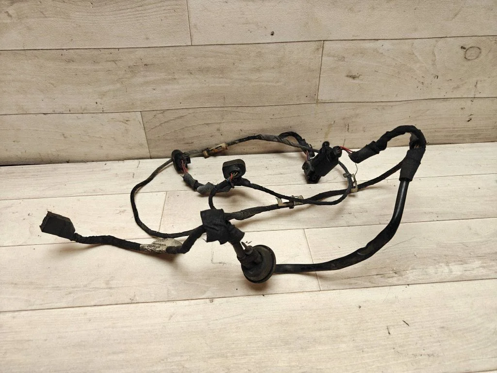 Parking sensor (PDC) wiring loom – Audi A4 S4 B7 8E 8H (2005-2008)