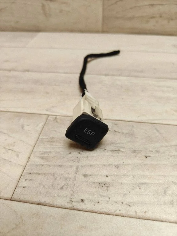ESP (stability program) switch 8E1927134