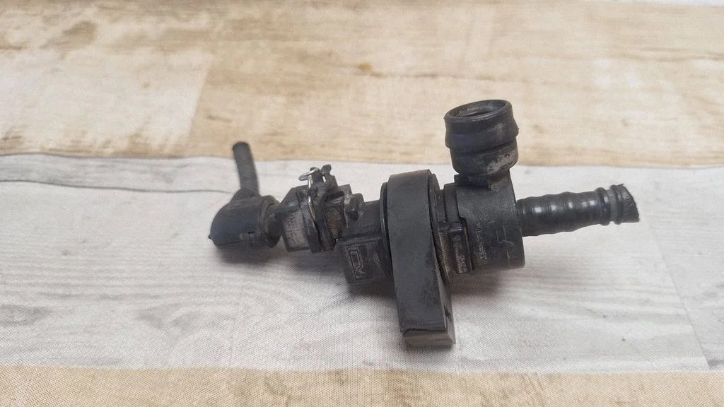 Fuel tank valve – BMW 1 Series E81 E87 (2004-2011)