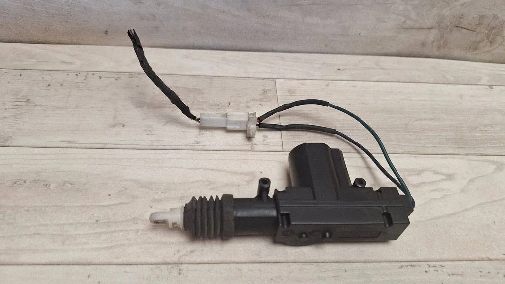 Central locking motor
