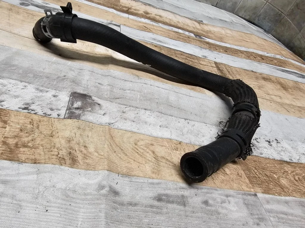 Heater radiator pipe/hose GG18LC