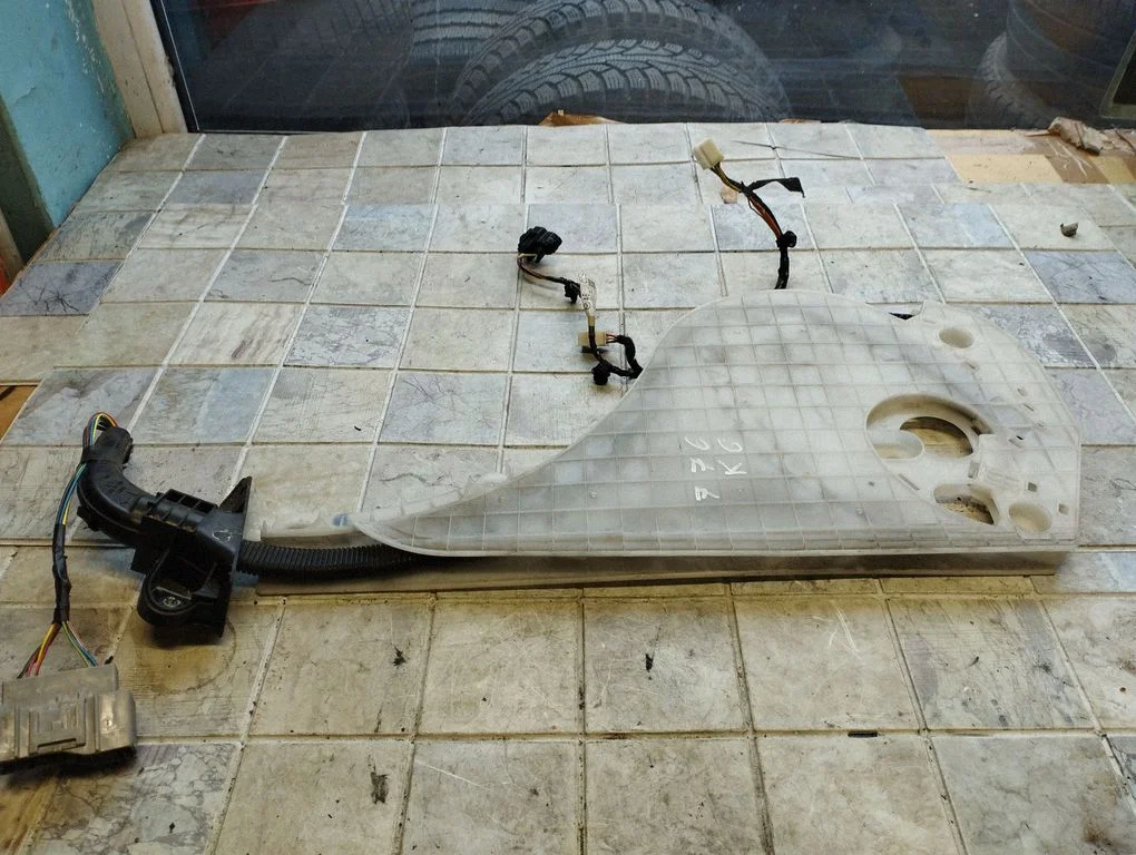 Külgmise (lükandukse) juhtmestik – Mazda 5 (2005-2010)