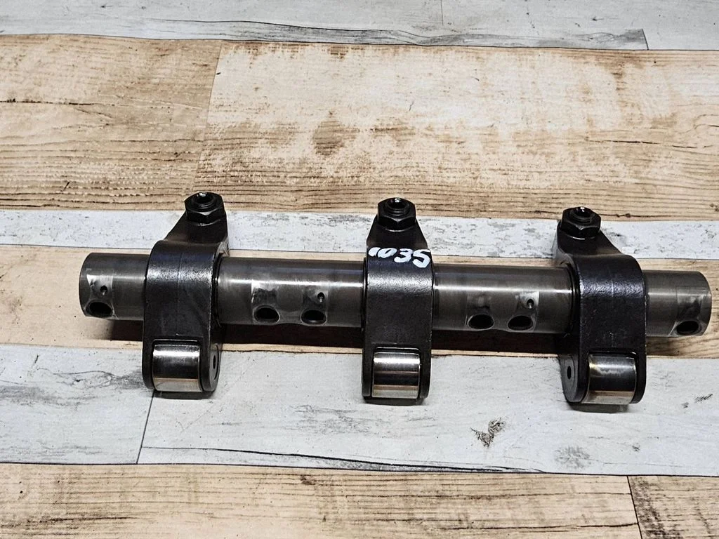 Other cylinder head part