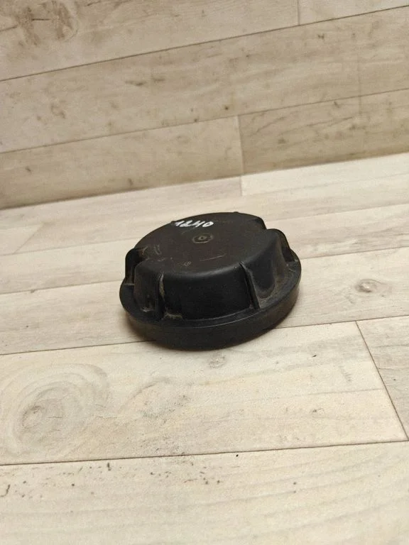 Headlight/headlamp dust cover 88204985