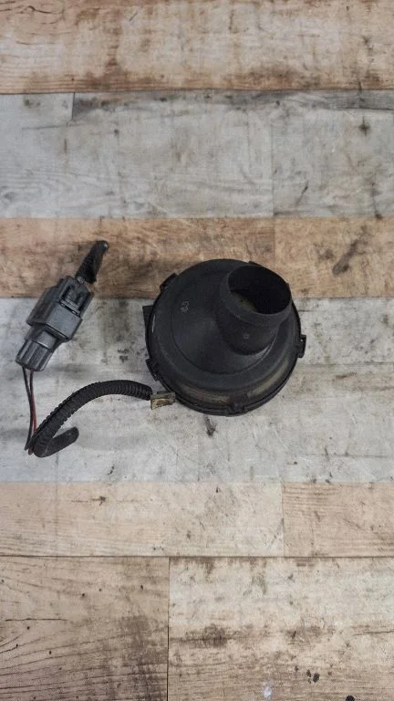 Engine control unit/module fan – Volvo XC90 (2003-2006)