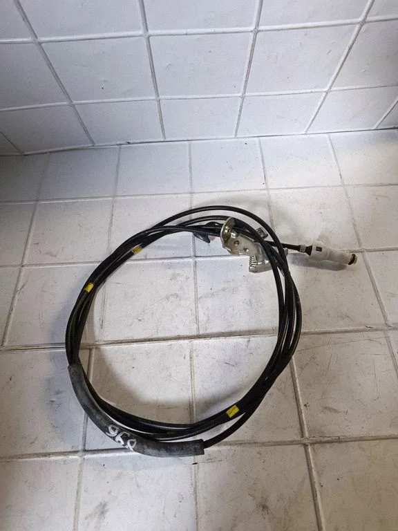 Fuel cap flap release cable – Toyota Corolla Verso AR10 (2004-2009)