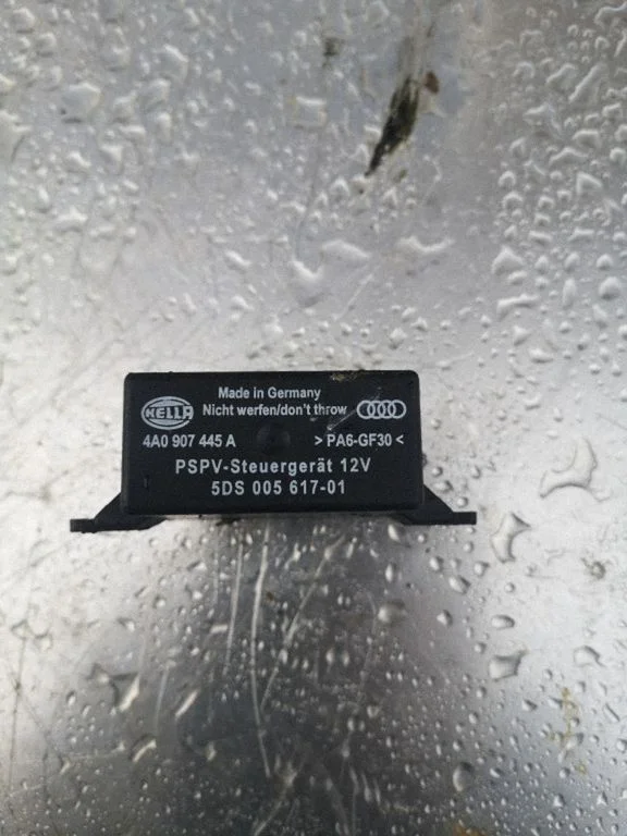 Külgpeeglite juhtmoodul – Audi A6 Allroad C5 (1999-2005)