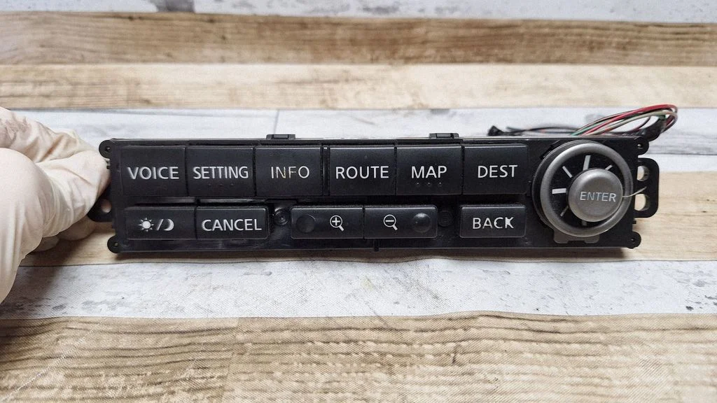 Head unit multimedia control 28395EQ301