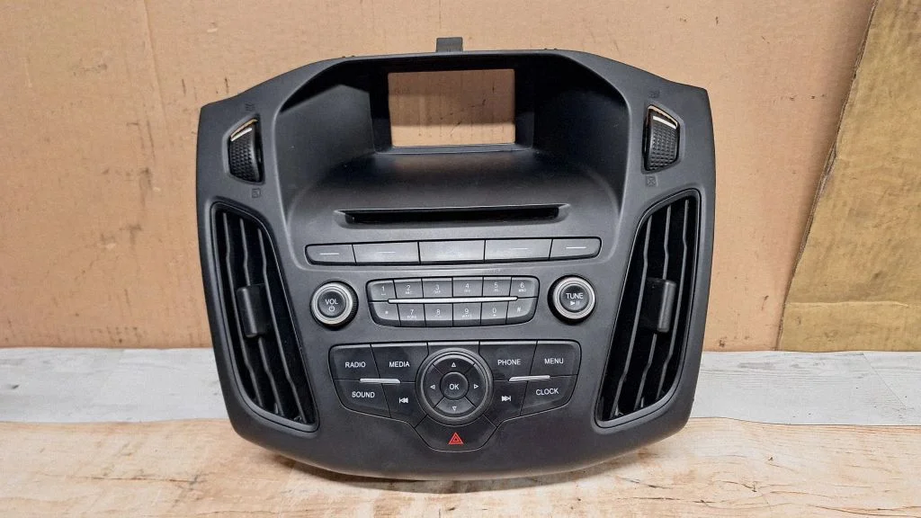 Multimeedia juhtplokk – Ford Focus (2010-2017)