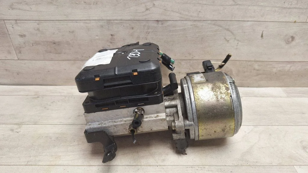 Air suspension compressor – Citroen C5 (2001-2004)