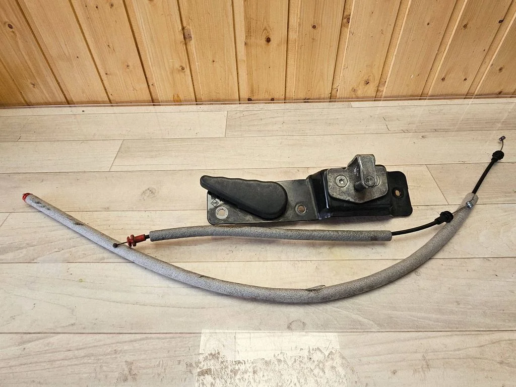 Laadimisukse sisemine käepide – Opel Vivaro (2001-2014)
