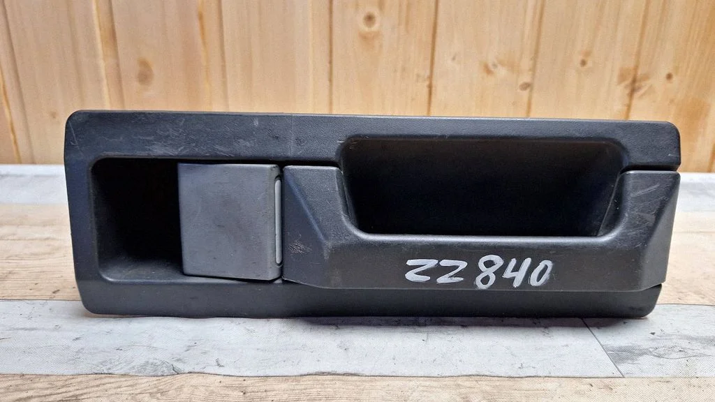 Laadimisukse sisemine käepide – Mercedes-Benz Sprinter W901 W902 W903 W904 (1995-2007)