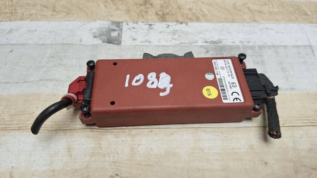 Phone control unit/module – Volkswagen Passat B5.5 (2001-2005)