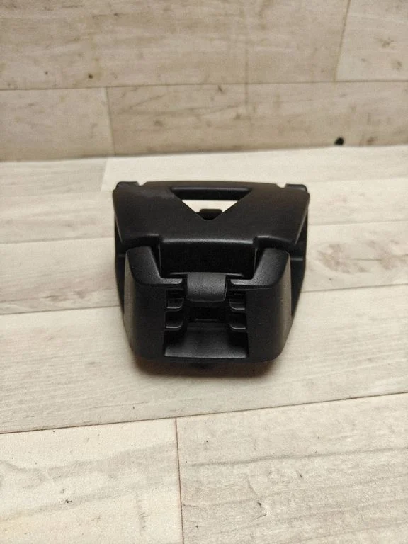 Hazard Warning Triangle Mounting Bracket – Peugeot 508 RXH (2011-2018)